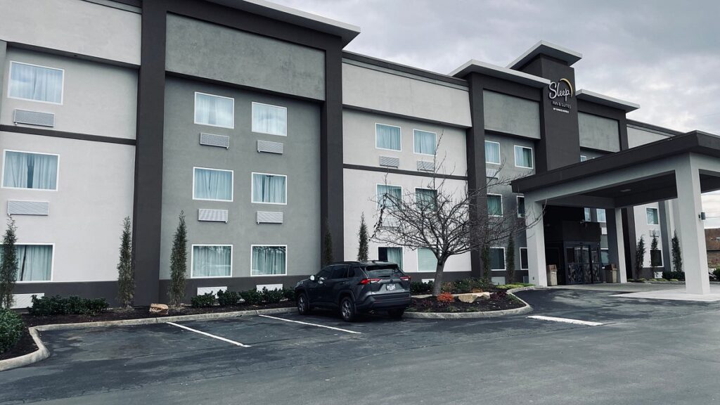 sleep inn Knoxville Exterior